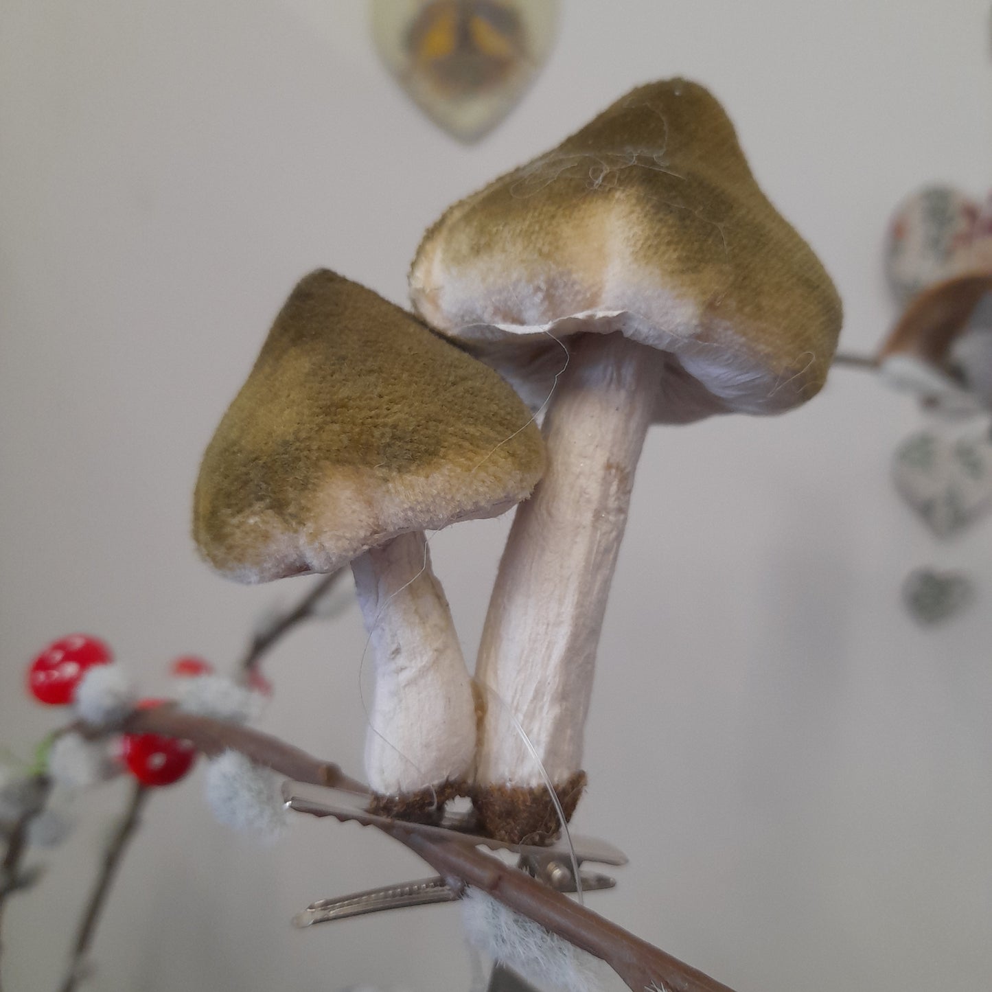 Mushroom tree clips